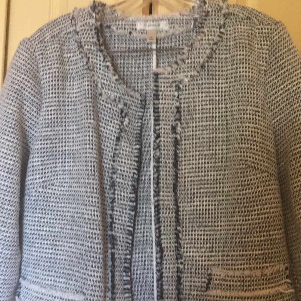 Open front jacket.  Looks great with jeans.